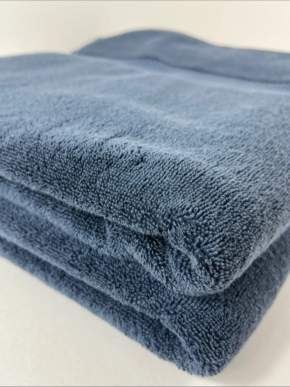 Hotel Balfour Spa Bath Towels Dark Blue Soft Turkish Cotton Plush Set of 2 NEW